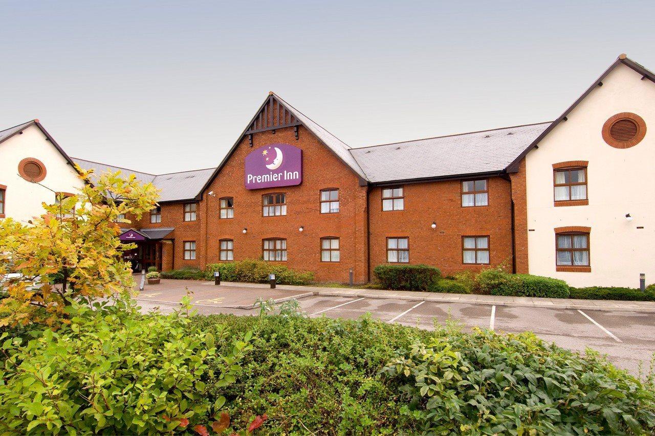 Chester Central Exterior photo